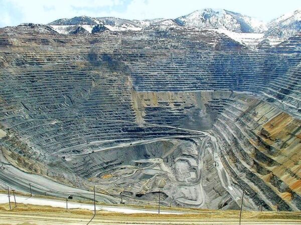 وقت حساب پس دادن شرکت‌های بزرگ معدنی است