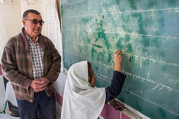 پرداخت پاداش پایان خدمت ۳۰ هزار بازنشسته فرهنگی
