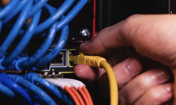 گذشت ۲۰ روز از آغاز اختلال اینترنت در ایران/ وضعیت دسترسی‌ها رو به بهبود اما کنترل‌شده