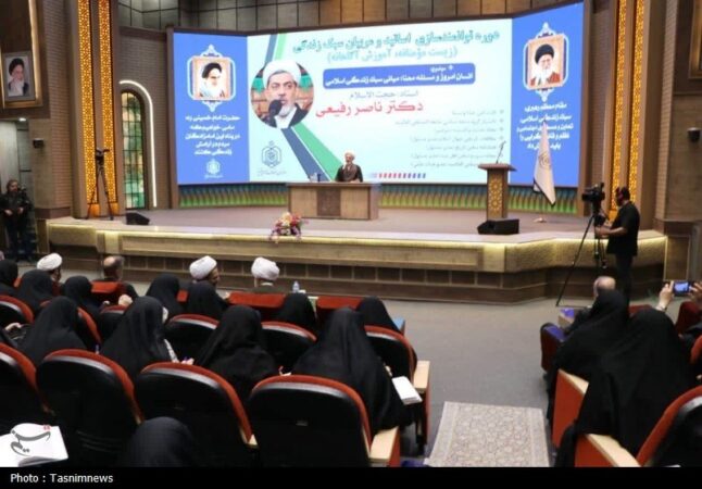 تقوا، توسل و تلاش سه راهبرد قرآنی برای رسیدن به سبک زندگی مؤمنانه