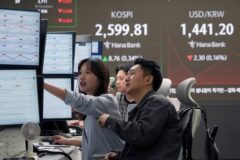 رکوردشکنی سهام آسیا در ۲۰۲۶؛ برتری بورس‌های آسیا نسبت به وال‌استریت