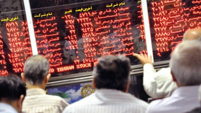 سرنوشت مبهم بورس / بازار سرمایه میان بحران و امید گیر کرده است