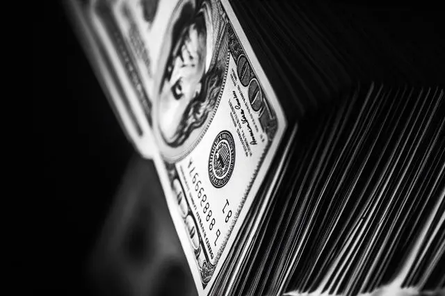 قیمت دلار امروز یکشنبه 3اسفند/ دلار کاهشی شد + جدول