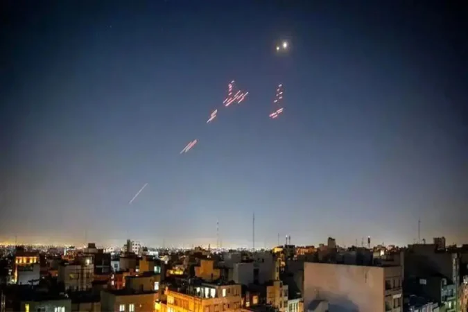 اینفوگرافیک/ رشد ۶ درصدی تولید فولاد در سایه دو جنگ