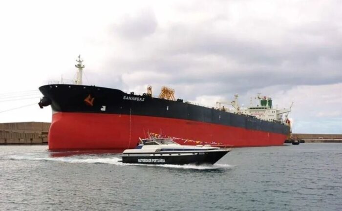 توقیف ۳۸۰ میلیون دلار نفت ایران توسط آمریکا/ تانکرترکرز مدعی شد