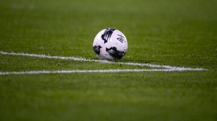 فوری / فوتبالیست معروف در درگیری خیابانی کشته شد