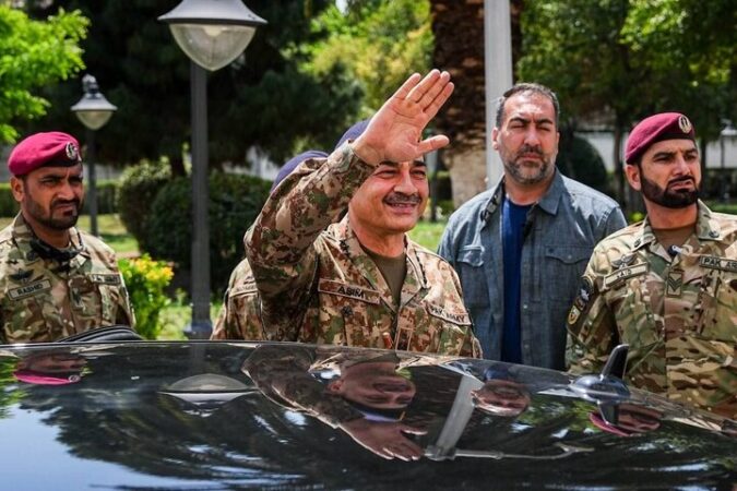 عاصم منیر وارد تهران شد