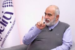 نقد حسام‌الدین آشنا بر سخنان اخیر جلیلی: تشبیه سکو به سلاح کشور را در بن‌بست نگه می‌دارد/هیچ کشور عاقلی کل اینترنت را به دلیل«سلاح بودن» مسدود نمی کند
