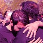 چگونه در لحظات سخت، کنار بازماندگان باشیم؟ یک راهنمای کاملاً انسانی و کاربردی