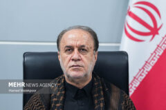 حاجی‌بابایی: دولت وضعیت استخدامی معلمان را تعیین تکلیف کند