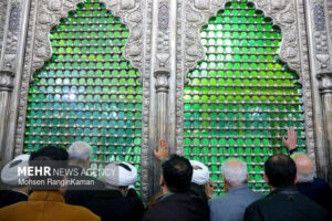 شعار سالگرد ارتحال امام/ «میثاق با امامین انقلاب و بیعت با رهبری»