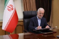 مومنی: ایران مقتدرتر از هر زمان دیگری در برابر تهدیدات ایستاده است