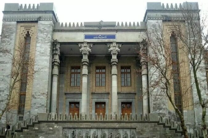 احضار کاردار موقت اوکراین به وزارت امور خارجه