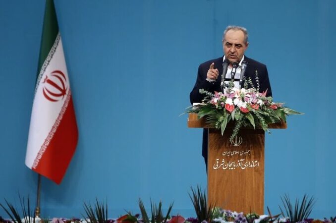 استاندار آذربایجان شرقی:
                روند اجرای قطعه سوم آزادراه تبریز-ارومیه شتاب گرفته است