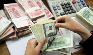 اما و اگرهای سرمایه‌گذاری ۳۰۰ میلیارد دلاری| منابع ارزی بلوکه شده به بخش تولید می‌رسد؟