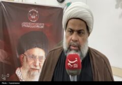 ببینید| روایتی از تشییع تاریخی امام شهید در کربلا/ 30 متر‌ در یک ساعت