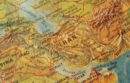 رمز پیروزی در جنگ هویتی