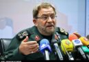 سرلشکر ایزدی: در برابر‌ تهدیدات آمریکا هرگز عقب‌نشینی نخواهیم کرد
