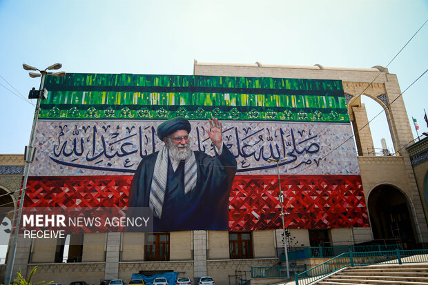 مراسم وداع با رهبر شهید انقلاب با حضور خیل عاشقان ولایت برگزار می‌شود