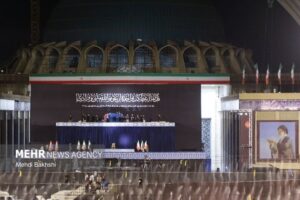 مصلای تهران در آستانه وداع با آقای شهید ایران