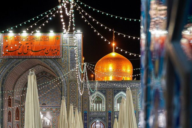 امتداد رحمت نبوی در حریم رضوی؛جلوه‌هایی از دلدادگی زائران شمس الشموس