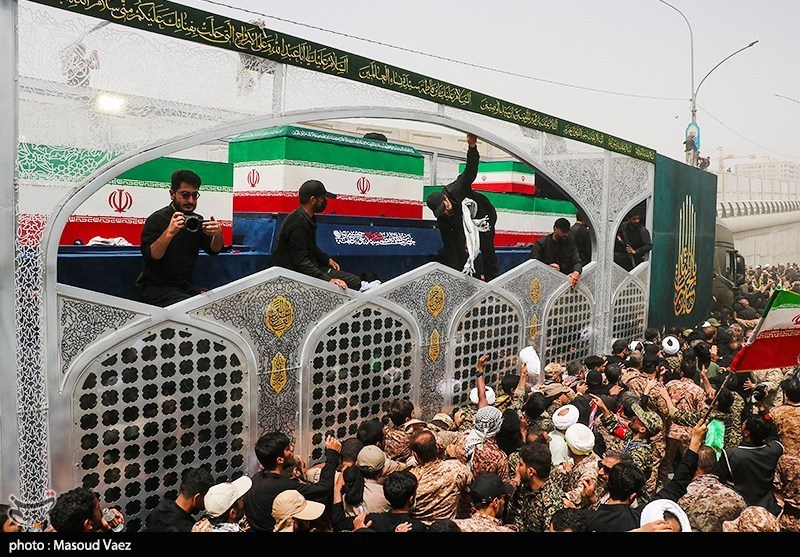 شهید امام خامنه ای (ره) , اخبار قم , بدرقه آقای شهید ایران , تشییع امام شهید , تشییع رهبر شهید , 