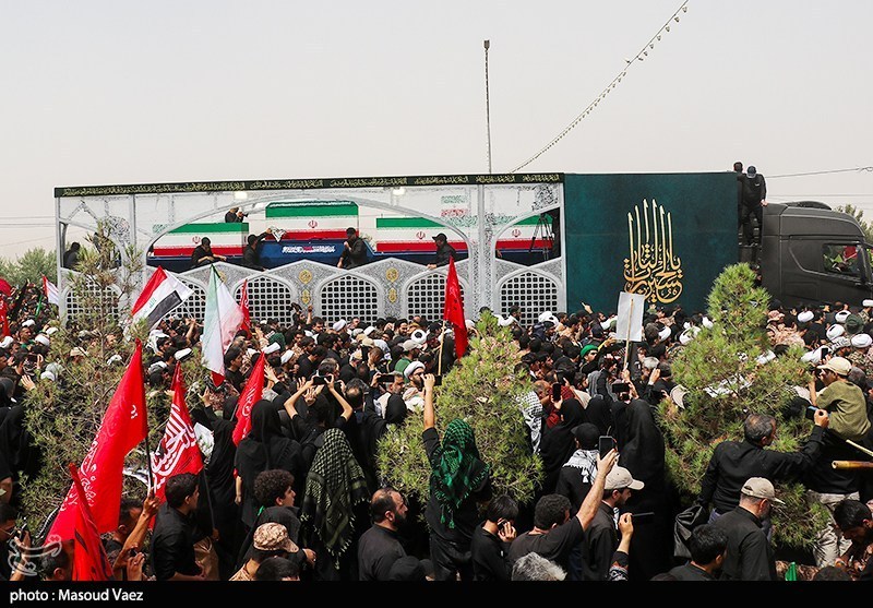شهید امام خامنه ای (ره) , اخبار قم , بدرقه آقای شهید ایران , تشییع امام شهید , تشییع رهبر شهید , 