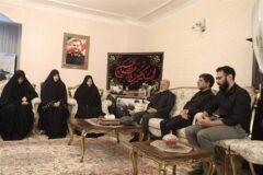 سرلشکر عبداللهی با خانواده شهید غلامرضا سلیمانی دیدار کرد