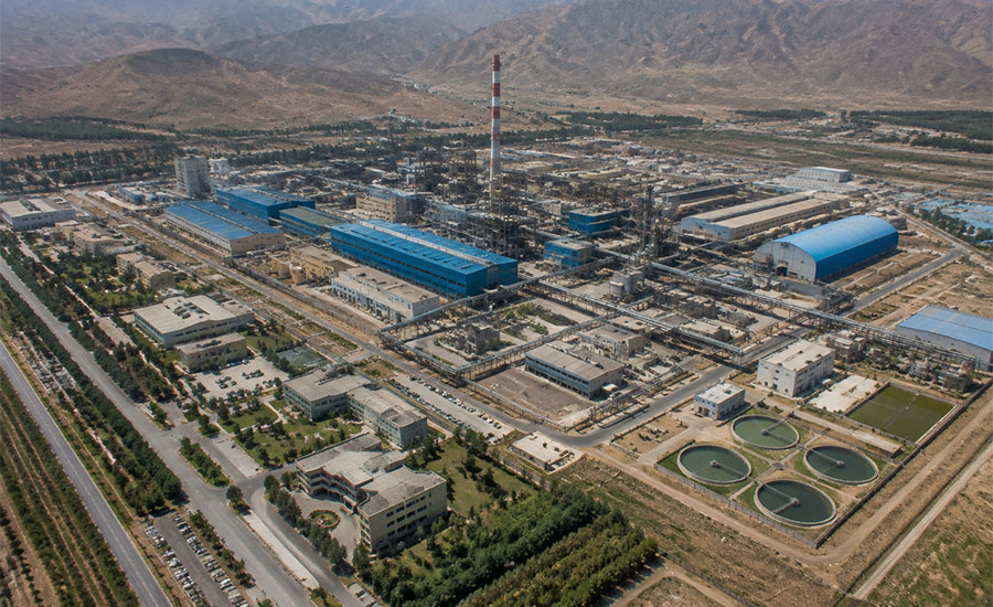 آلومینای ایران در مسیر کاهش اثر ناترازی انرژی؛ اجرای مجموعهای از طرحهای پایداری تولید در سال ۱۴۰۵ فاز دوم نیروگاه خورشیدی با ظرفیت ۱۸ مگاوات
