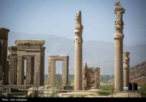 تکذیب الحاق حریم تخت‌جمشید به شهر/ مصوبه‌ای در کار نیست
