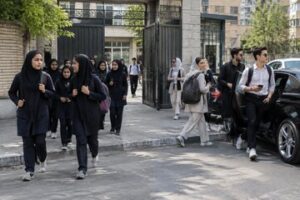 هدایت تحصیلی یک میلیون و ۲۰۰ هزار دانش‌آموز پایه نهم / جزئیات انتخاب رشته اعلام شد