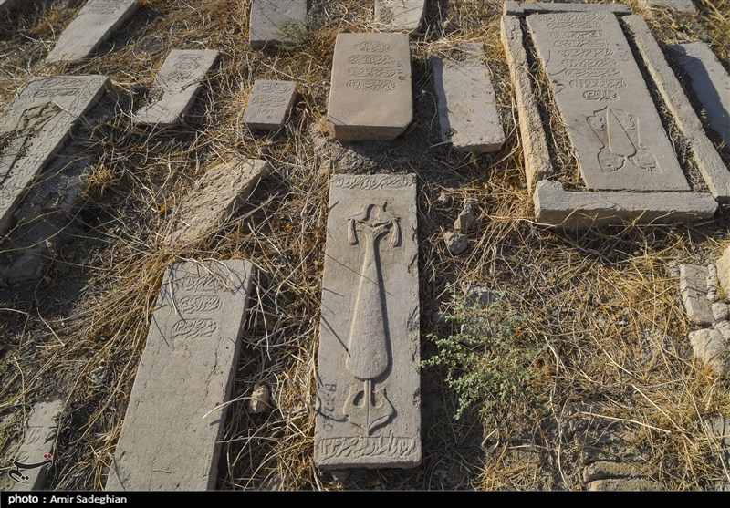 گزارش تسنیم از تاریخ زیر خاک ایران/چرا گردشگران باید به قبرستان بروند؟ گزارش تسنیم از تاریخ زیر خاک ایران/چرا گردشگران باید به قبرستان بروند؟