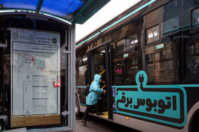 افزایش سهم اتوبوسهای برقی در تهران؛ گازوئیلیها فعلاً ماندگارند افزایش سهم اتوبوسهای برقی در تهران؛ گازوئیلیها فعلاً ماندگارند