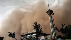 هجوم گردوخاک به تهران/ هشدار به شهروندان مناطق غربی و جنوبی پایتخت