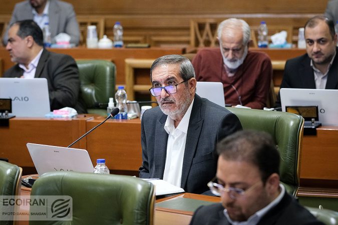 هشدار امانی به شهرداری درخصوص انتصابات، قانون را دور نزنید! هشدار امانی به شهرداری درخصوص انتصابات، قانون را دور نزنید!