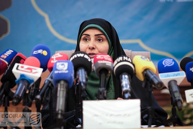 وزیر راه: تهران تحمل بارگذاری بیشتر مسکونی را ندارد/ تمرکززدایی از پایتخت در دستور کار جدی وزیر راه: تهران تحمل بارگذاری بیشتر مسکونی را ندارد/ تمرکززدایی از پایتخت در دستور کار جدی